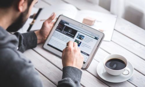 Come conciliare due lavori e gestire la propria carriera